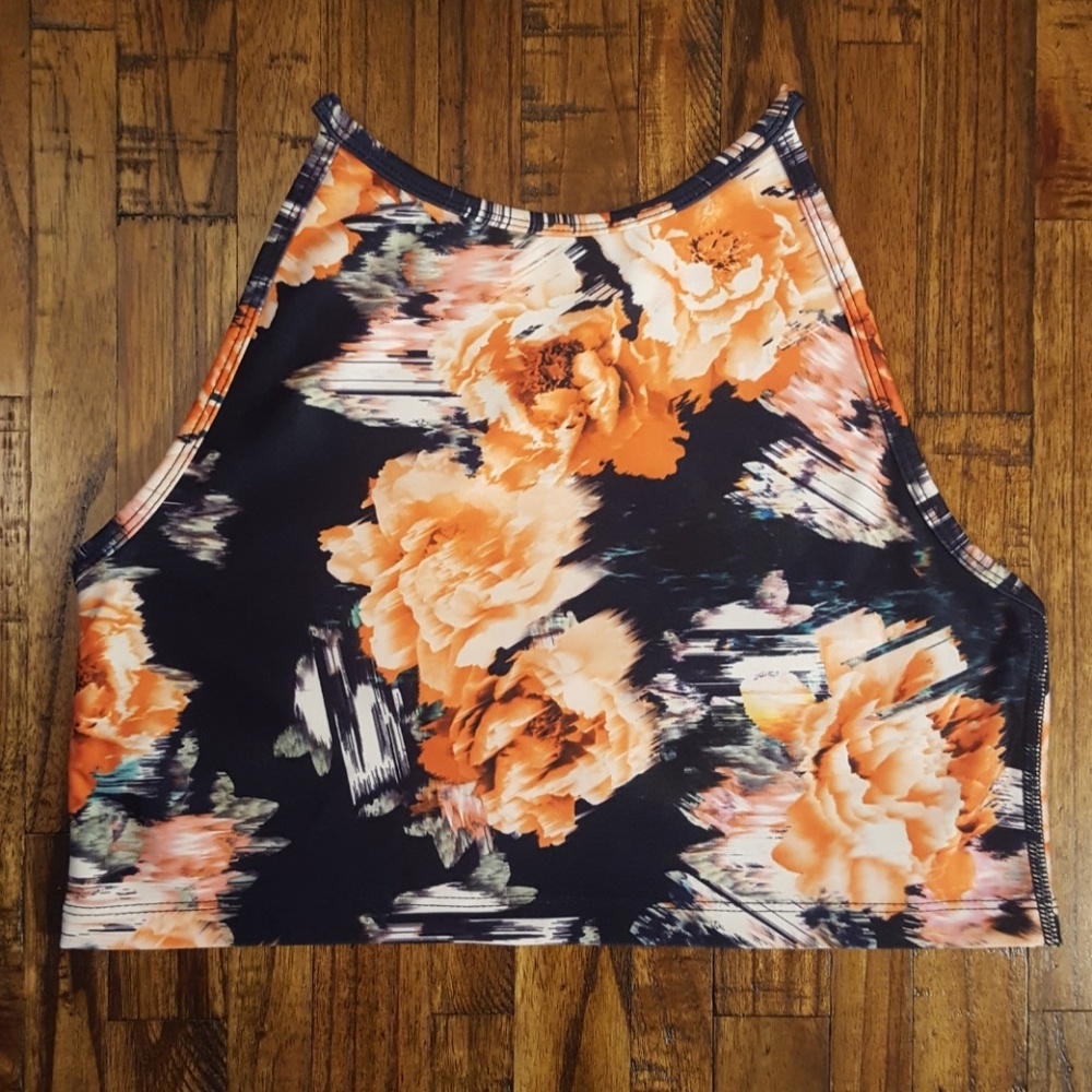 Betsey Johnson Performance Crop Top Sports Bra
